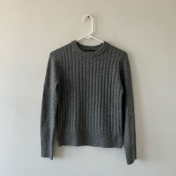 Topshop Sweaters - Topshop Gray Ribbed Crewneck Long Sleeve Sweater